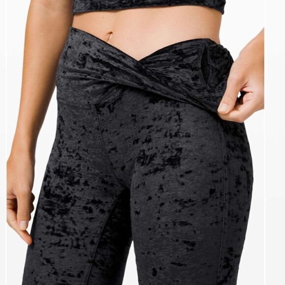 Lululemon Wunder Lounge High-Rise Tight 28” Crushed Velvet Size 12 - Picture 6 of 7